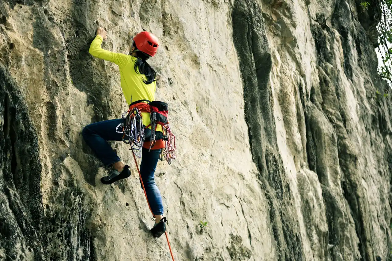 arrampicata sulle falesie mulino acquaviva savona